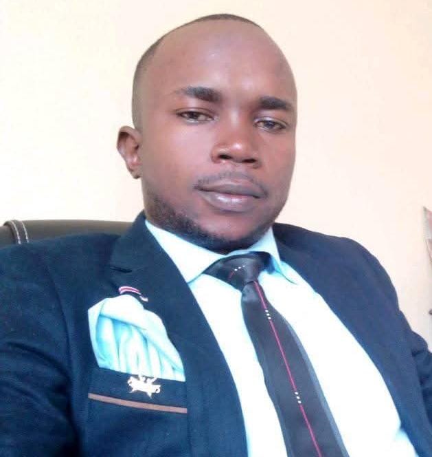 Dr DAVID AMANIO